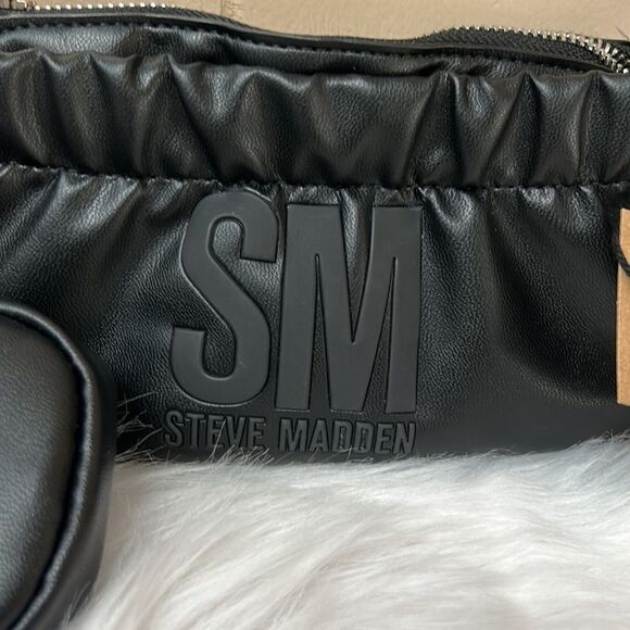 NWT Steve Madden (BCARMELA) Crossbody/Wristlet - Purple - Picture 3 of 11